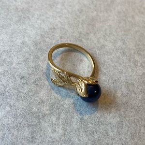 Beautiful 14k gold black freshwater Pearl ring size 7